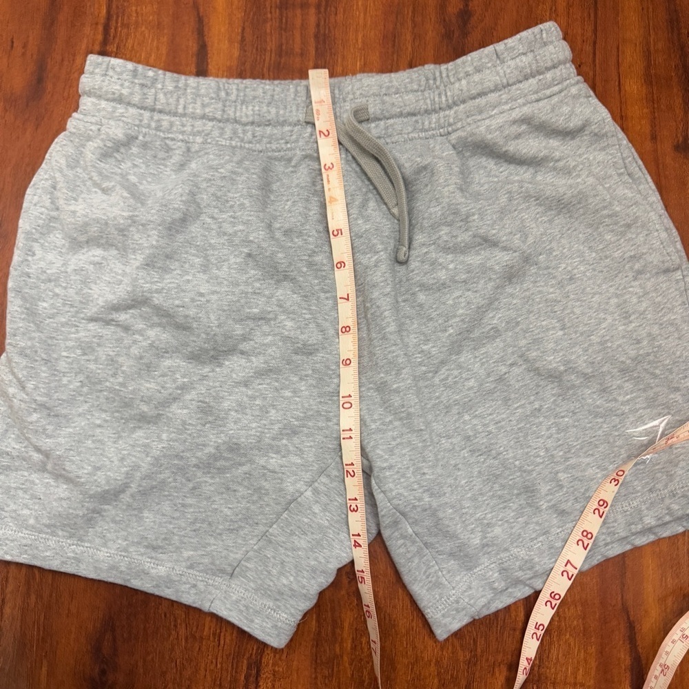 Gymshark Shorts Drawstring Size Large - Picture 7 of 7